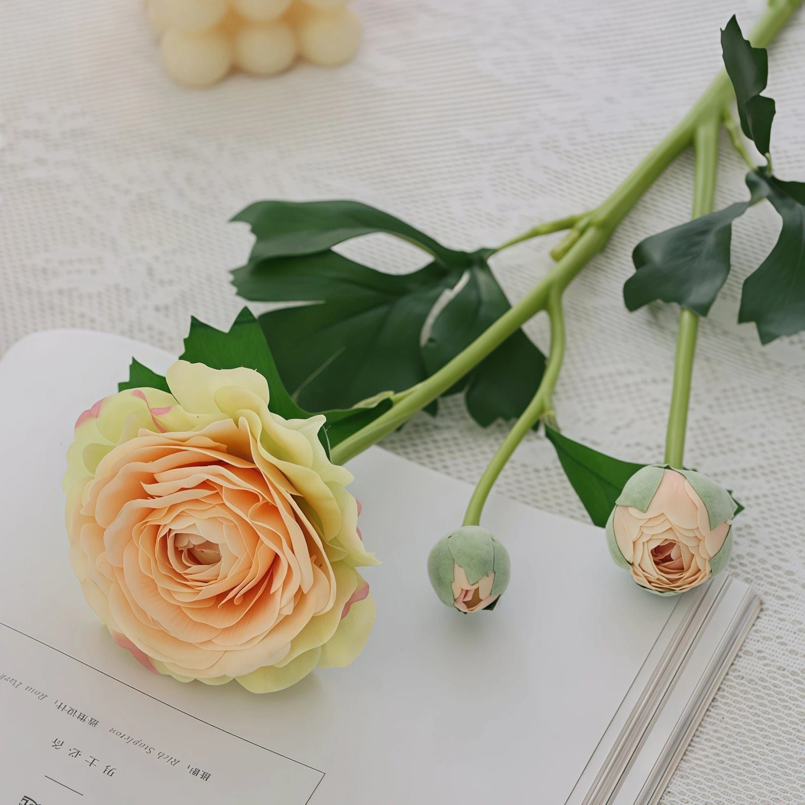 Artificial Ranunculus Bouquet-Realistic Faux Flowers 4PCS
