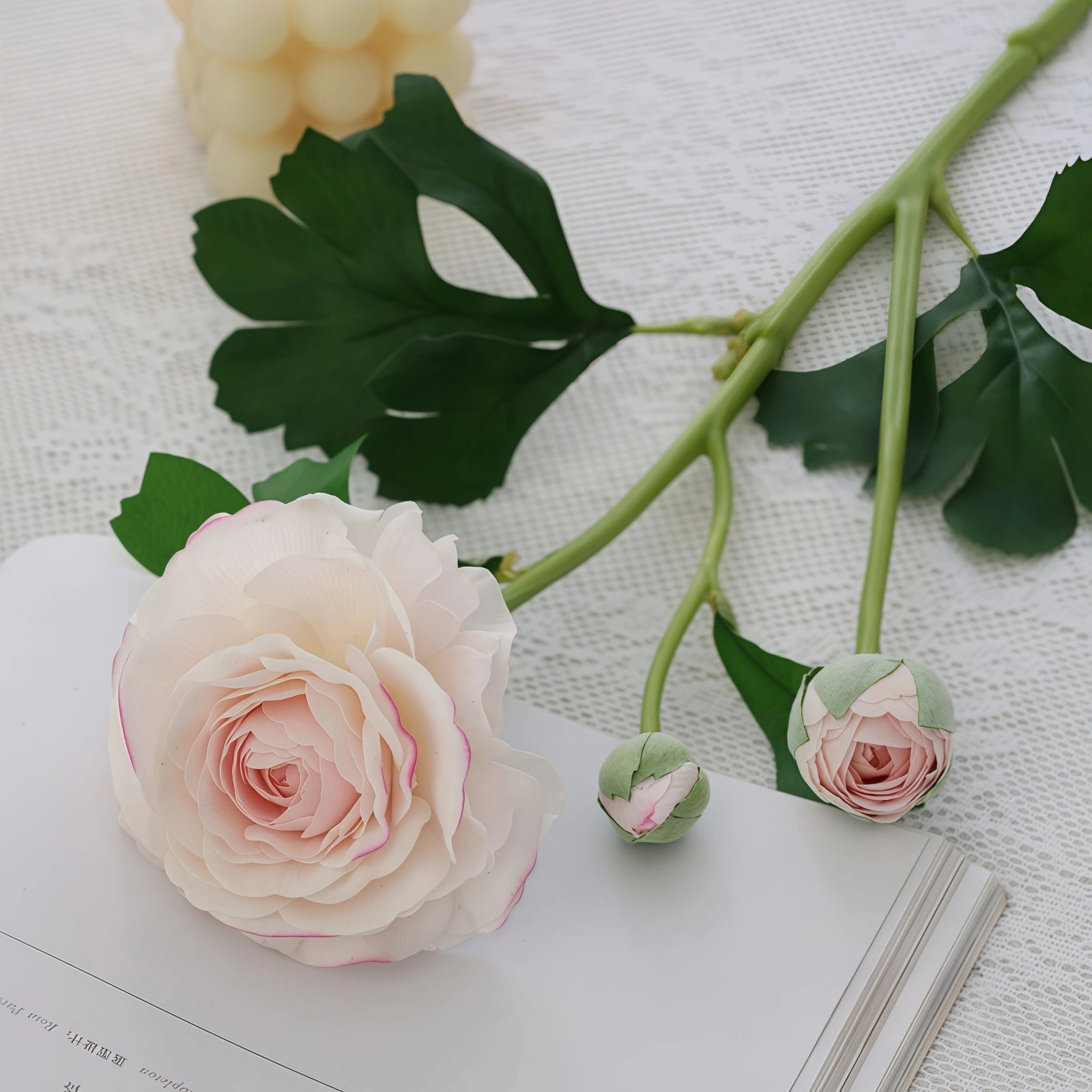 Artificial Ranunculus Bouquet-Realistic Faux Flowers 4PCS